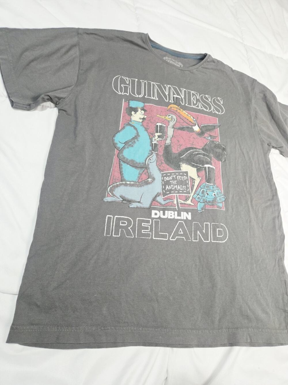Guinness The Vtg Collection M Beer T-Shirt Black Toucan Cotton Retro Dublin Y2k